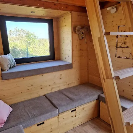 Tiny House Horses Hbergement Atypique Loul Domek alpejski